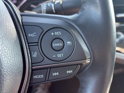 2021 Toyota Camry SE Hybrid