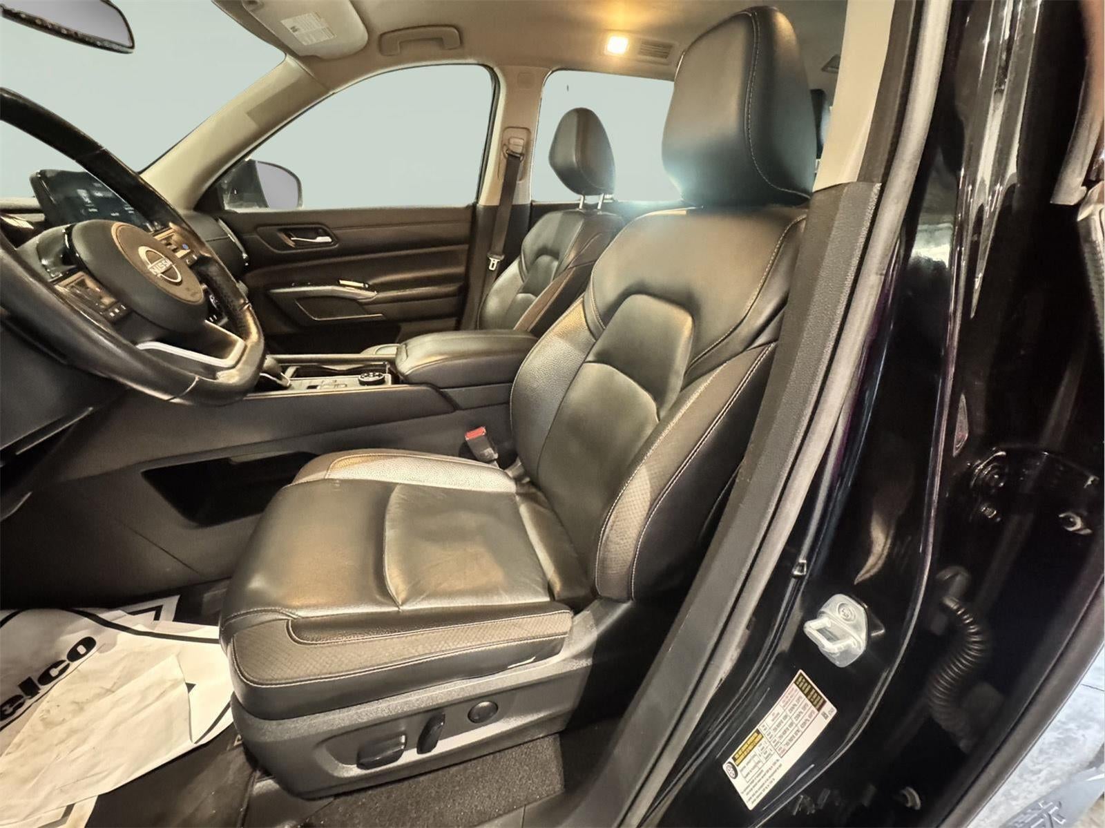 2022 Nissan Pathfinder SL 4WD