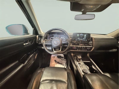 2022 Nissan Pathfinder SL 4WD