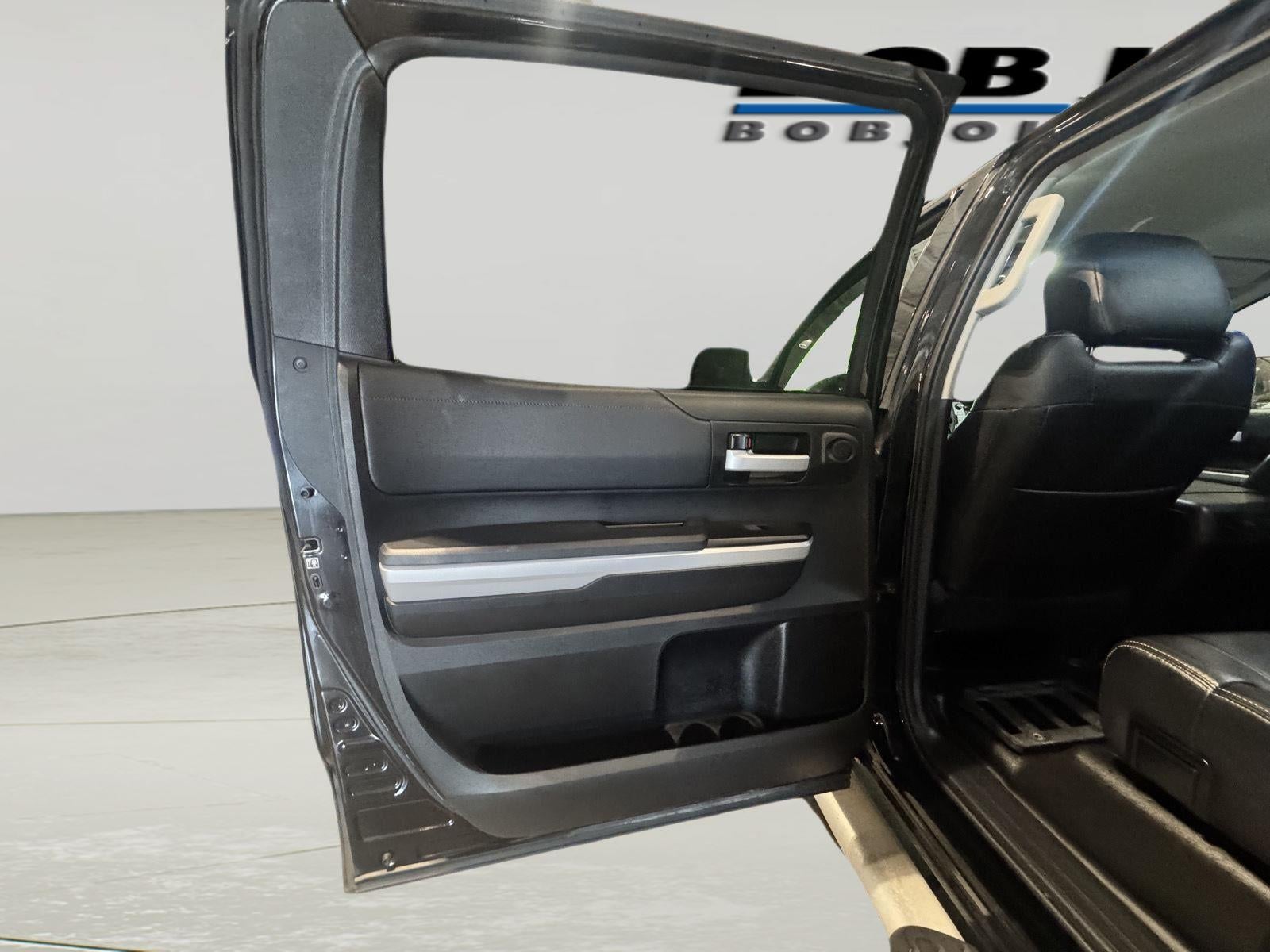 2018 Toyota Tundra SR5 5.7L V8