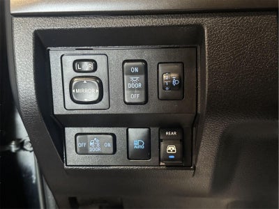 2018 Toyota Tundra SR5 5.7L V8