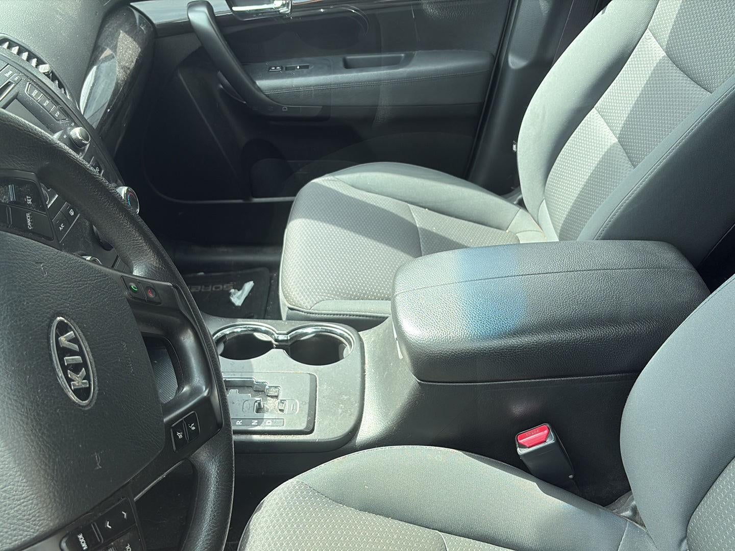 2013 Kia Sorento LX