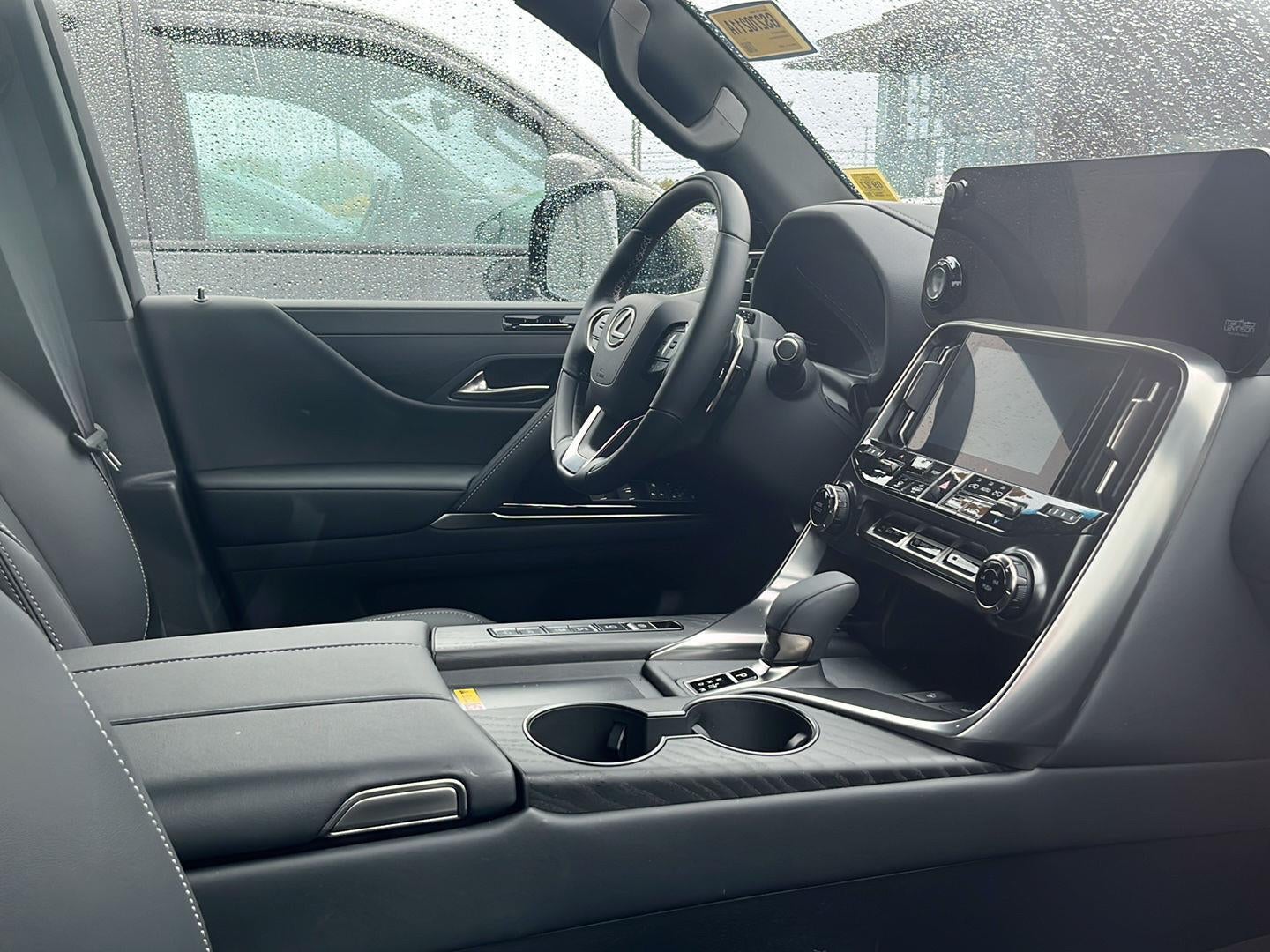 2026 Lexus LX 700h Luxury