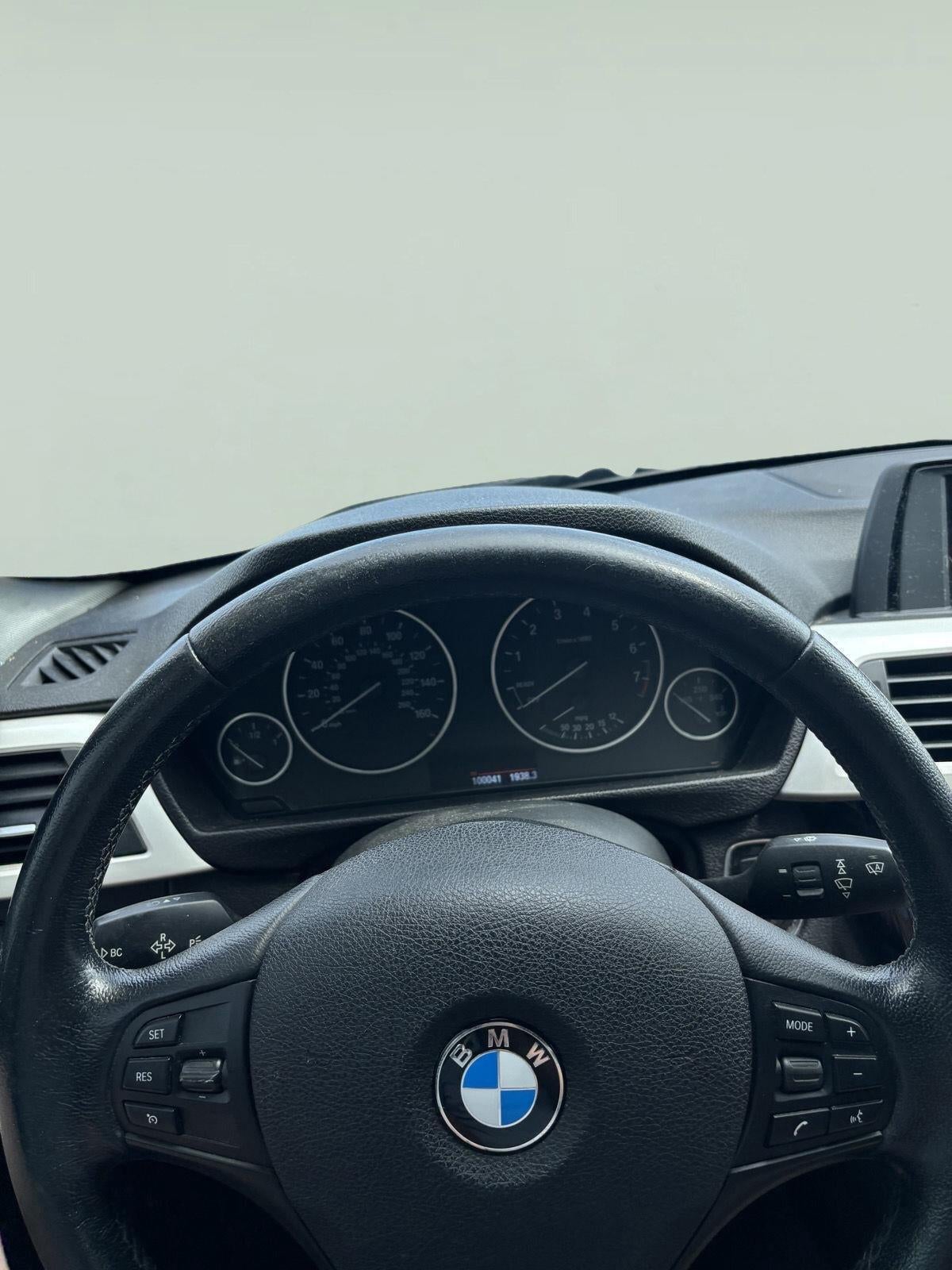 2016 BMW 320i xDrive