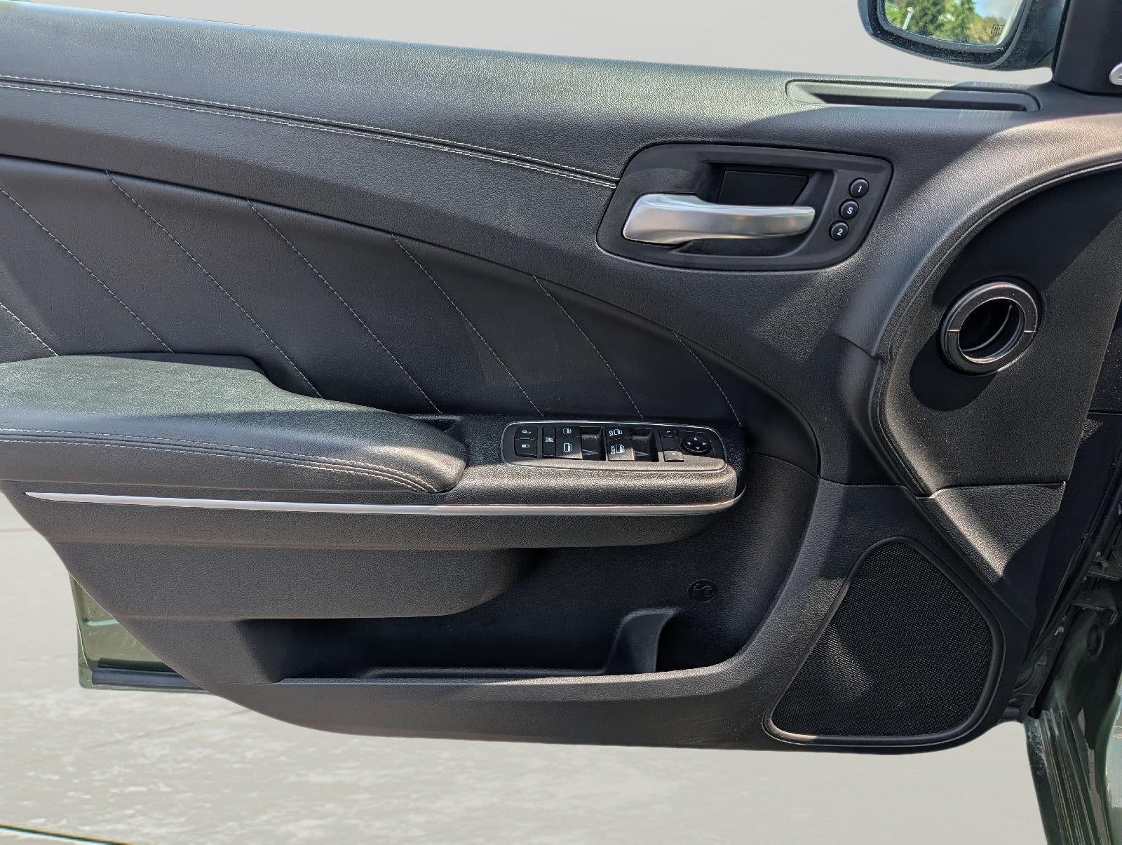 2020 Dodge Charger SXT