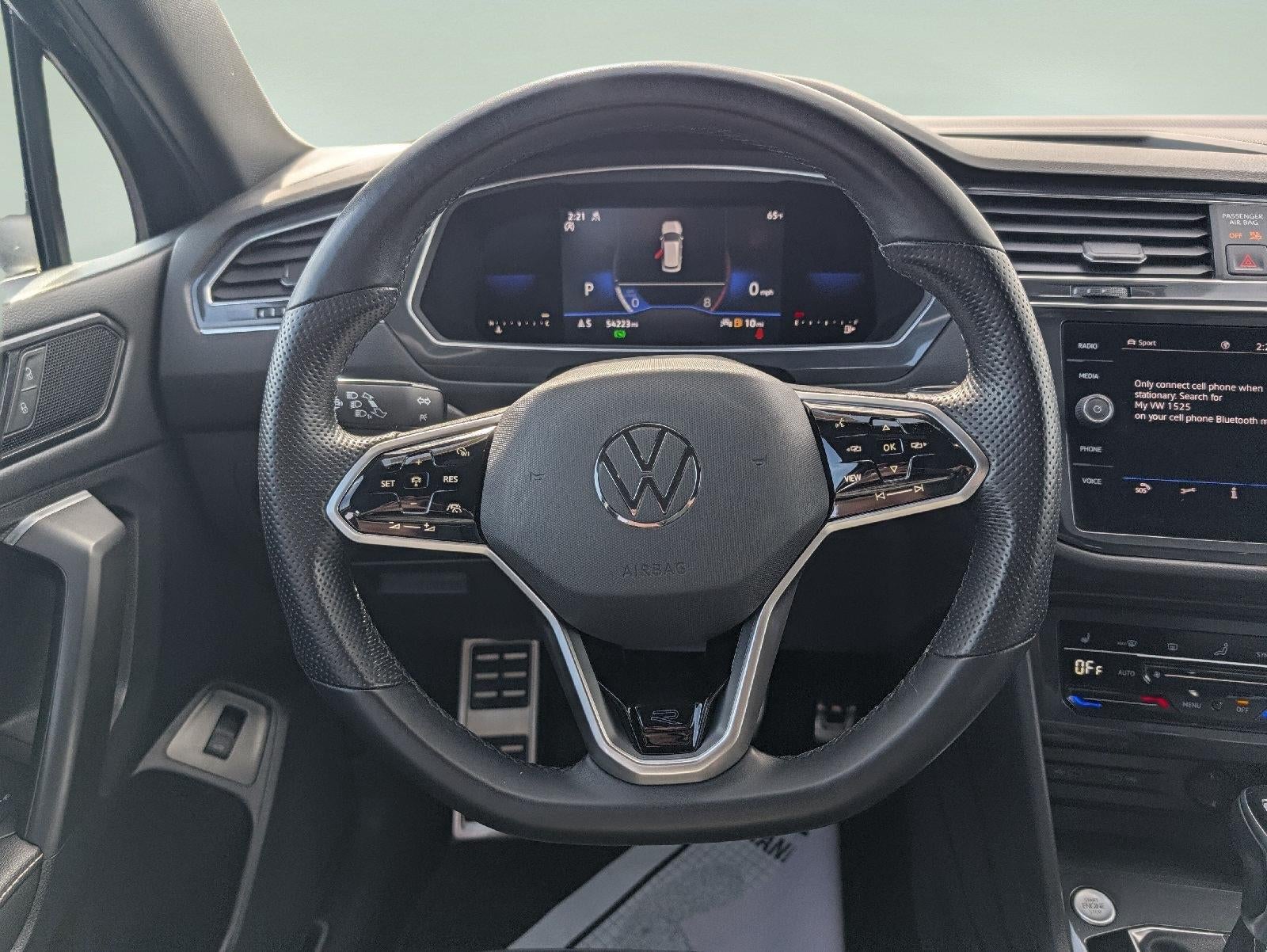 2022 Volkswagen Tiguan SE R-Line Black