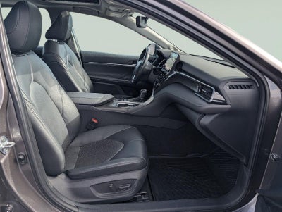 2021 Toyota Camry Hybrid XLE