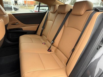 2023 Lexus ES ES 250