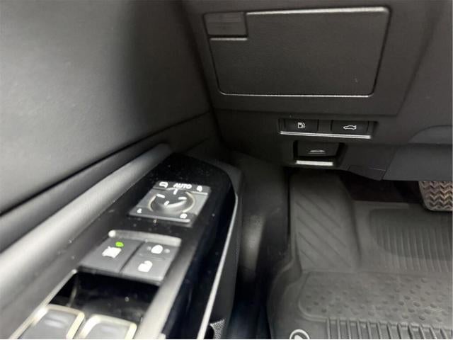 2023 Lexus ES 250 AWD Base