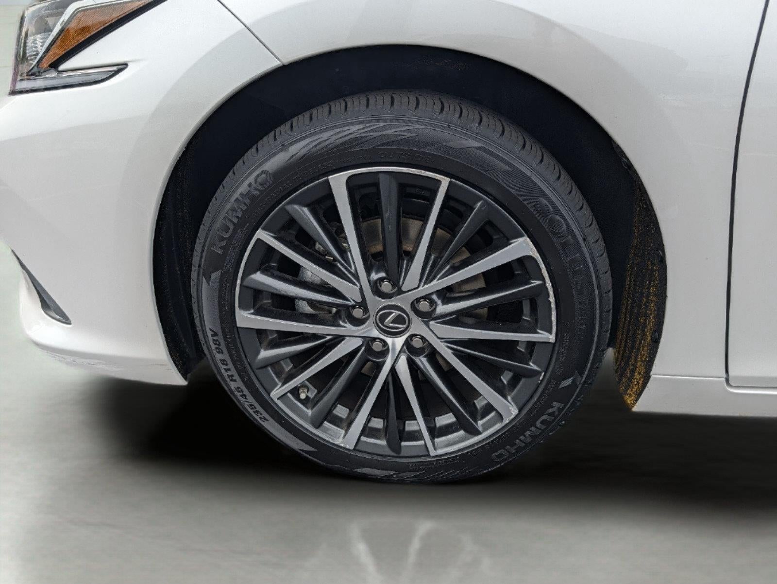 2024 Lexus ES 250 AWD