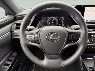 2024 Lexus ES 300h 