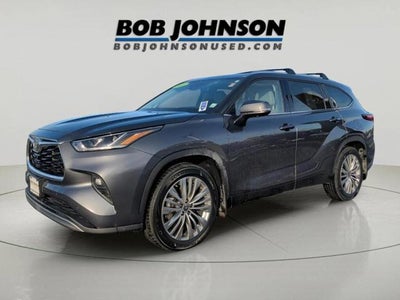 2023 Toyota Highlander Platinum
