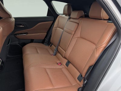 2025 Toyota Crown Signia XLE