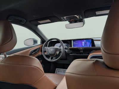 2025 Toyota Crown Signia XLE