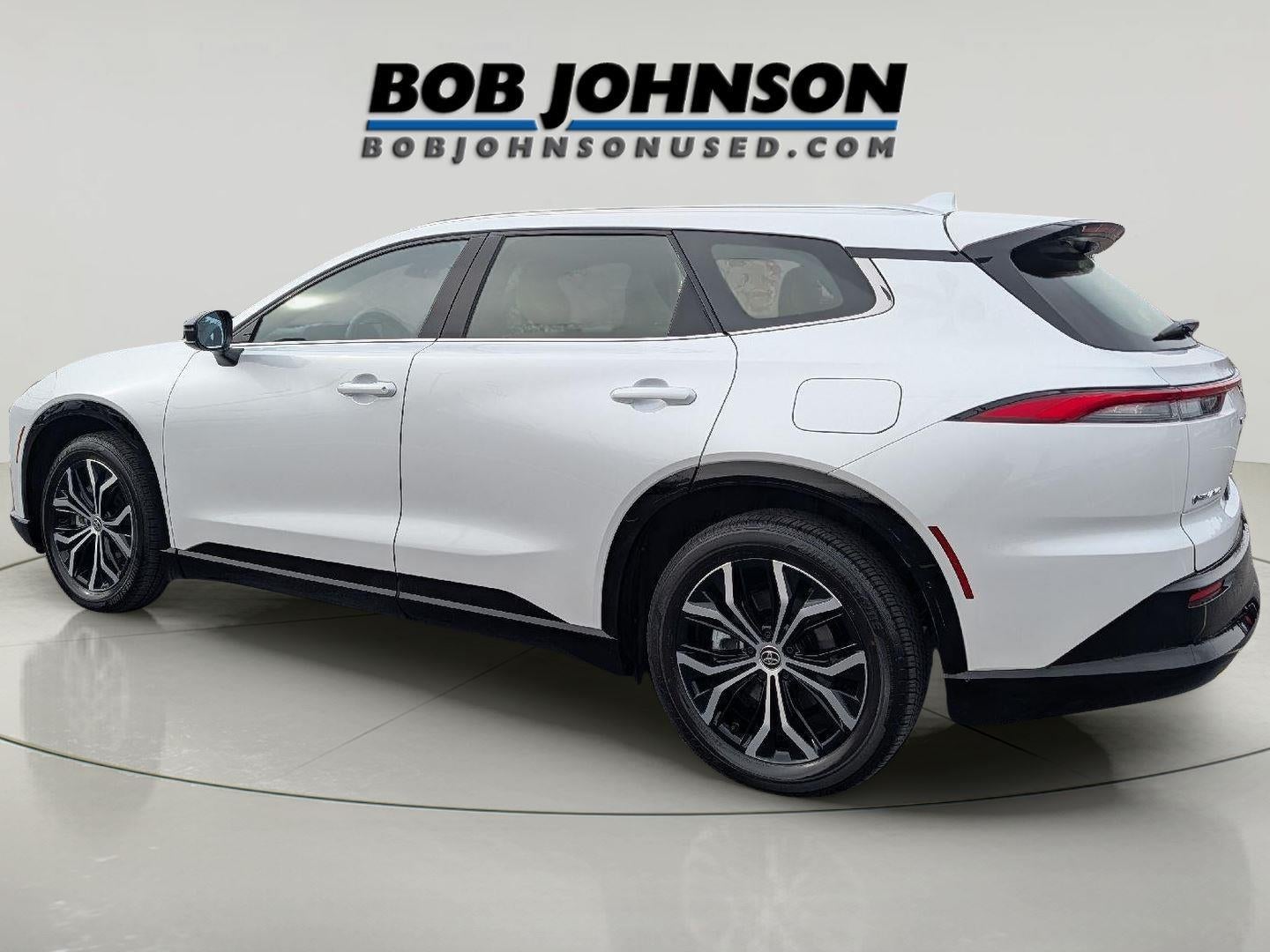 2025 Toyota Crown Signia XLE