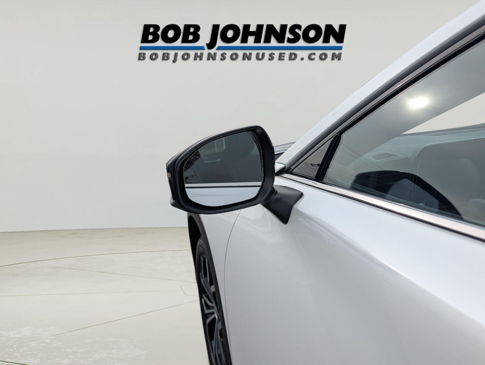 2025 Toyota Crown Signia XLE