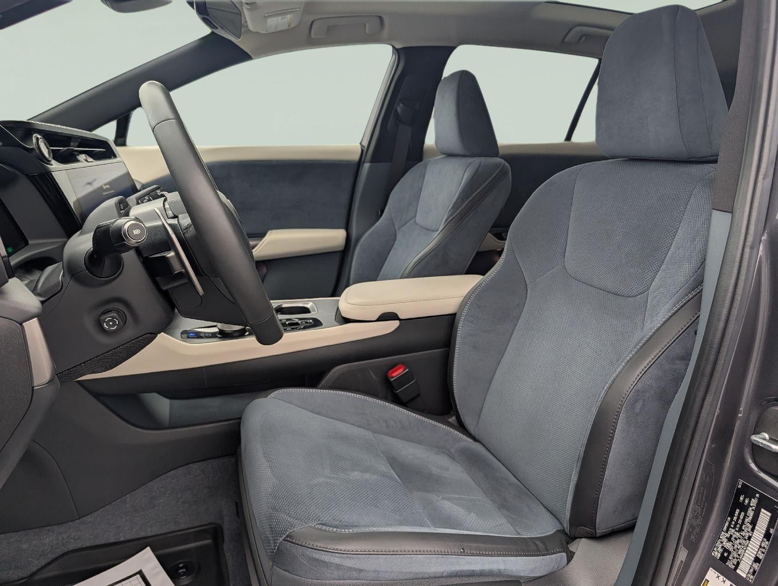 2023 Lexus RZ 450e AWD LUXURY