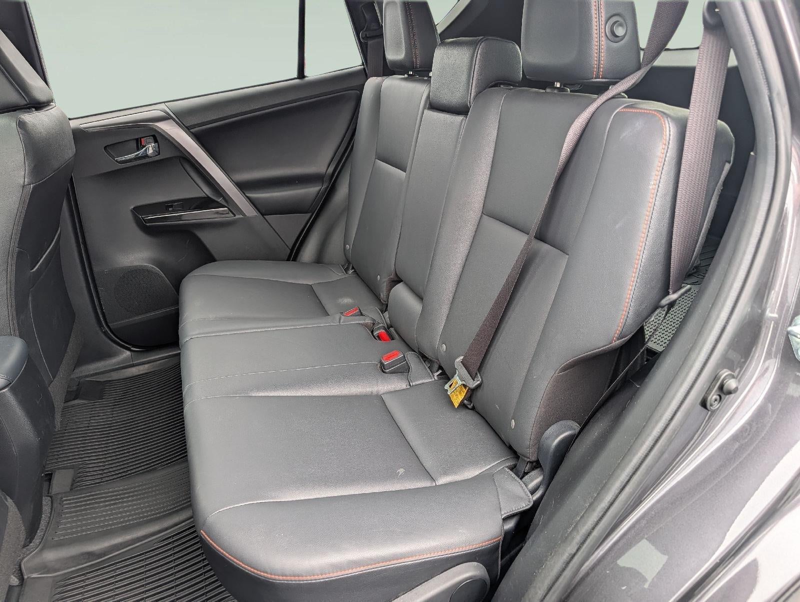 2018 Toyota RAV4 SE