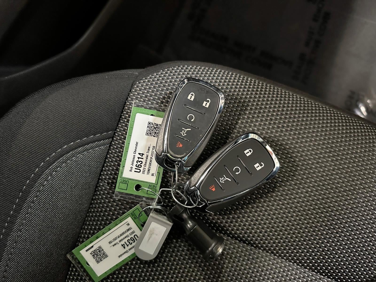 2023 Chevrolet Traverse LT Cloth