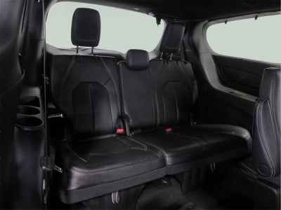 2022 Chrysler Pacifica Touring L AWD