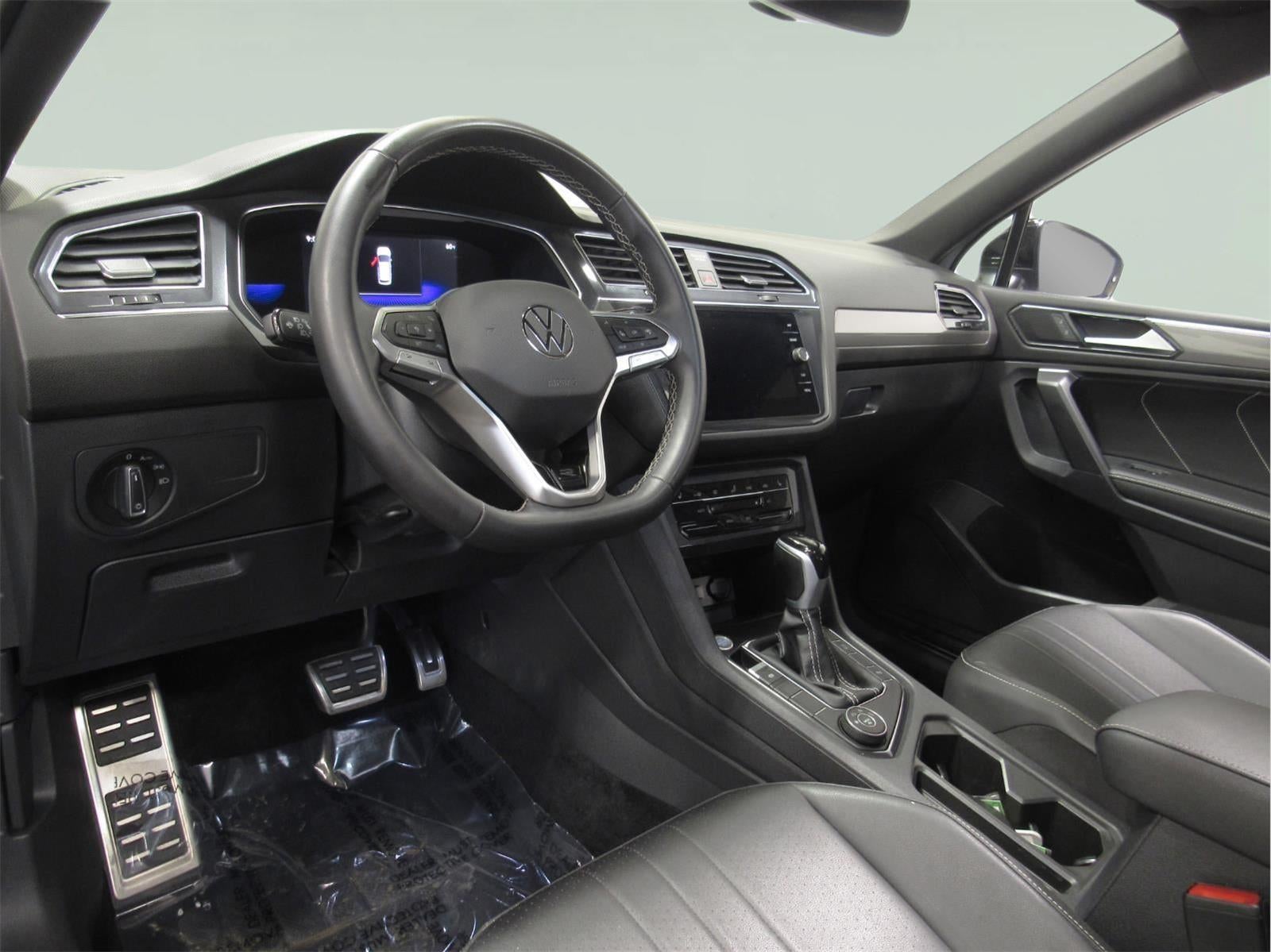 2023 Volkswagen Tiguan 2.0T SE R-Line Black