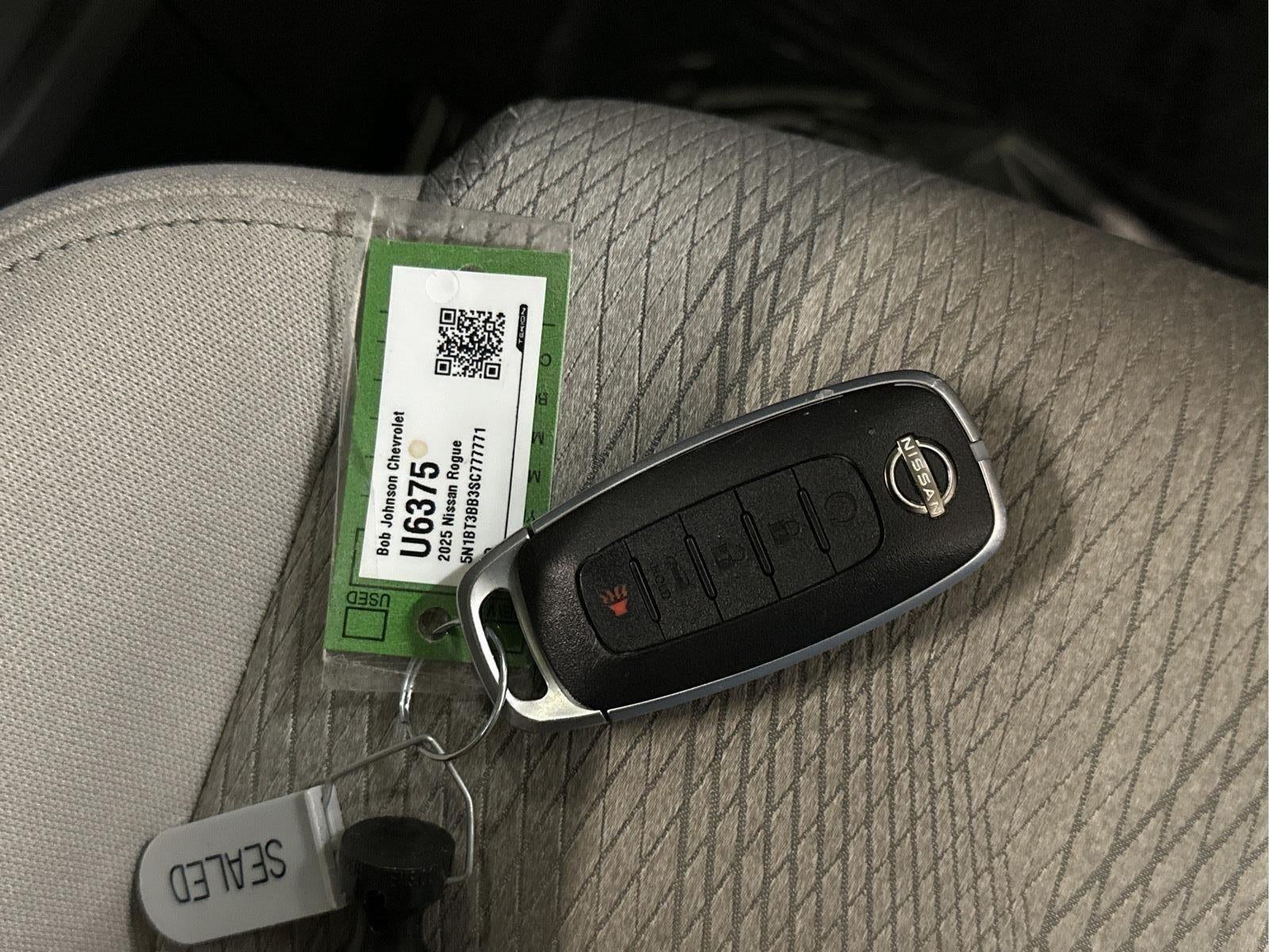 2025 Nissan Rogue SV