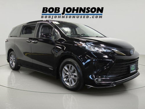 2021 Toyota Sienna XLE
