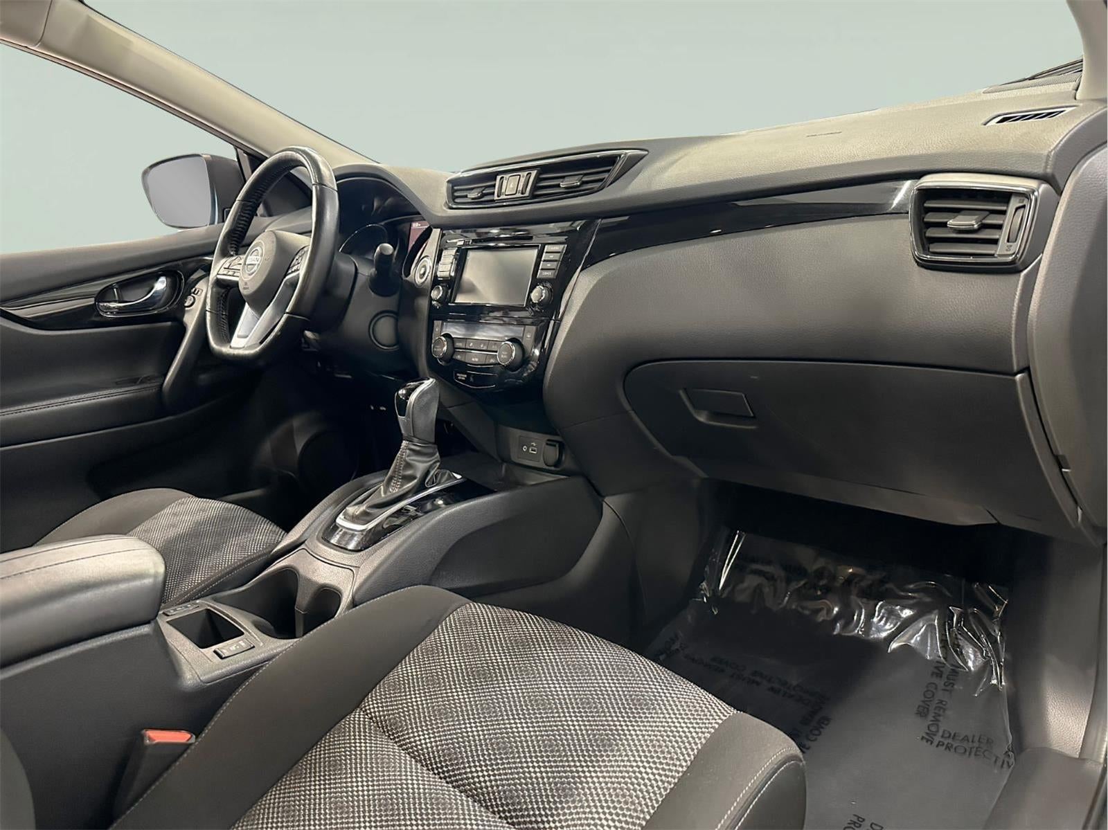 2020 Nissan Rogue Sport SV