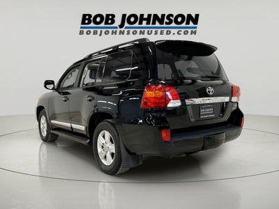 2013 Toyota Land Cruiser V8