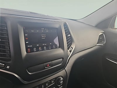 2019 Jeep Cherokee Latitude Plus Fresh Trade! Low Miles, Android Auto& Apple Carpla