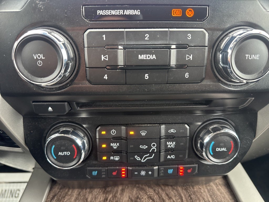 2017 Ford F-350SD Lariat