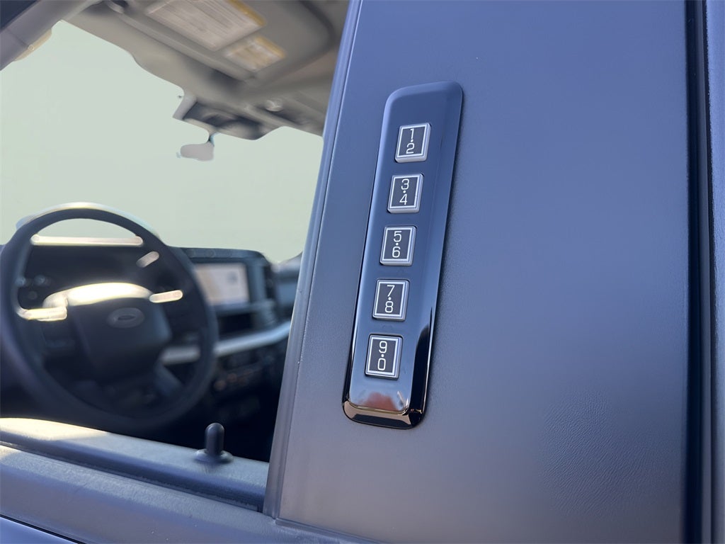 2024 Ford F-250SD XLT REG CAB