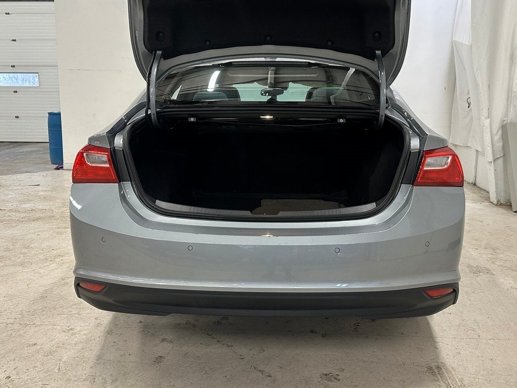 2024 Chevrolet Malibu LT w/ SunRoof CarBravo Certified