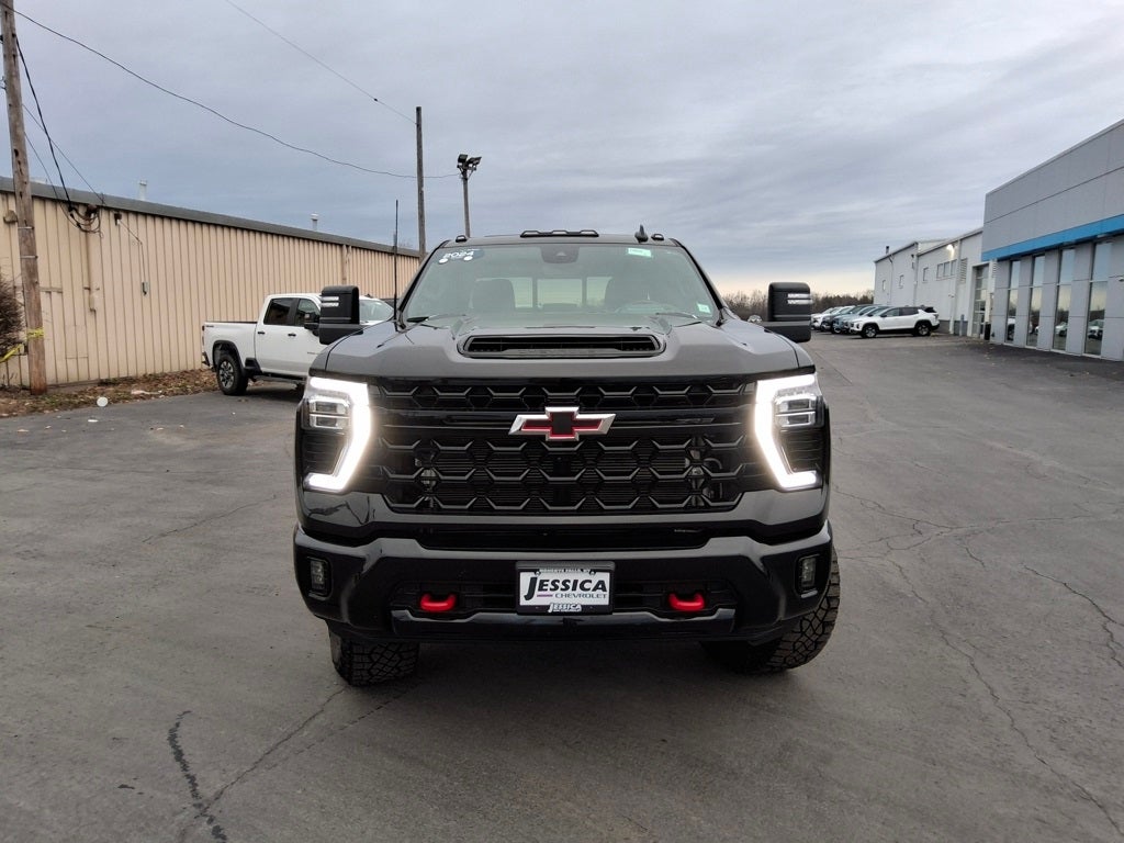 2024 Chevrolet Silverado 2500HD ZR2