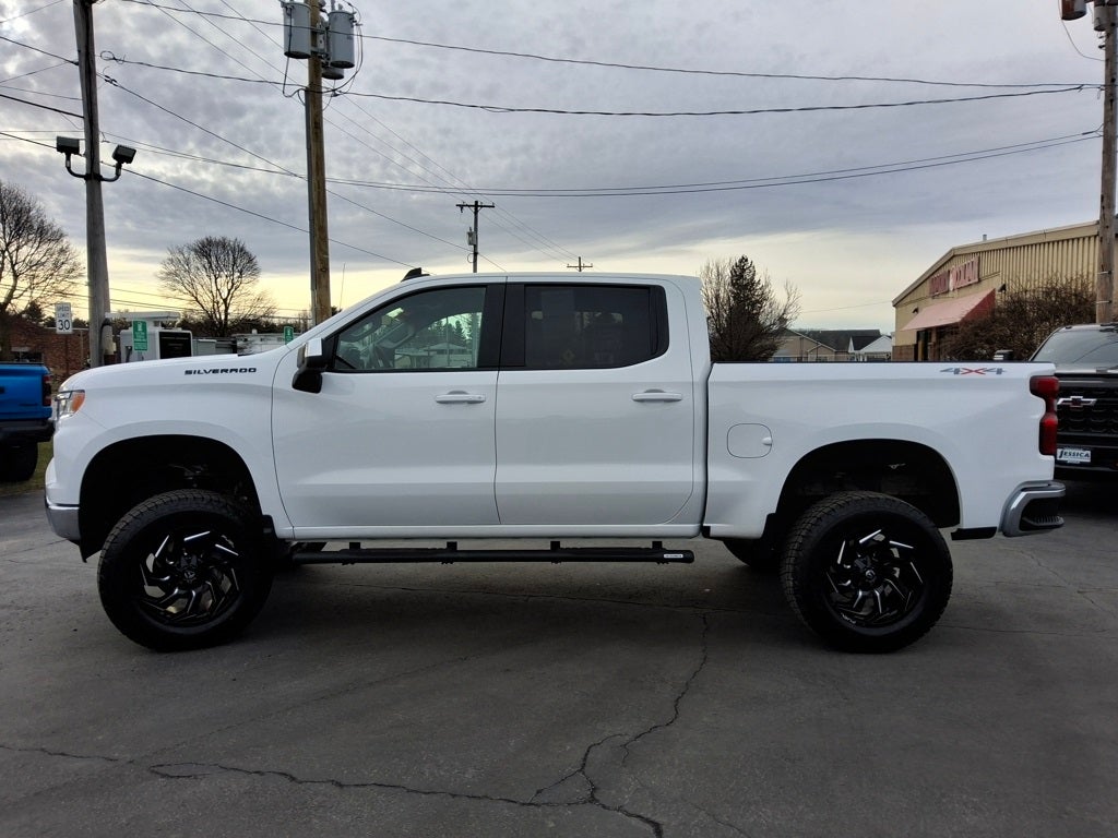 2025 Chevrolet Silverado 1500 LT Leather Lifted Loaded! 6" RC Lift 20" Fuel Wheels!