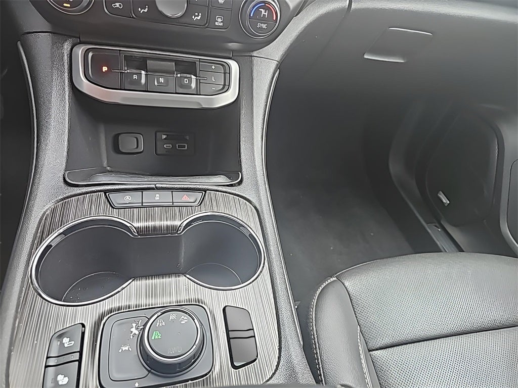 2023 GMC Acadia SLT Fresh Trade! Bose, Remote Start, Heated Seats, Pow