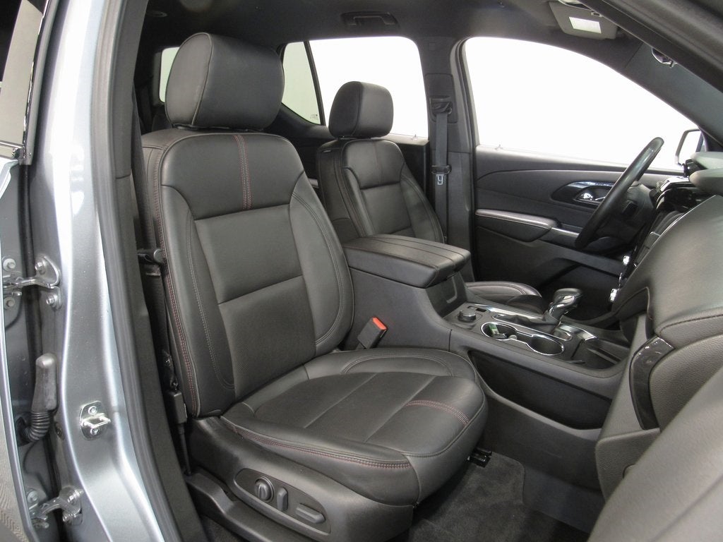 2023 Chevrolet Traverse RS CARBRAVO CERTIFIED