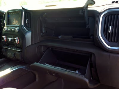 2020 GMC Sierra 1500 Denali With MATCHING FIBERGLASS CAP