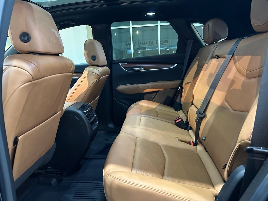 2021 Cadillac XT5 Premium Luxury