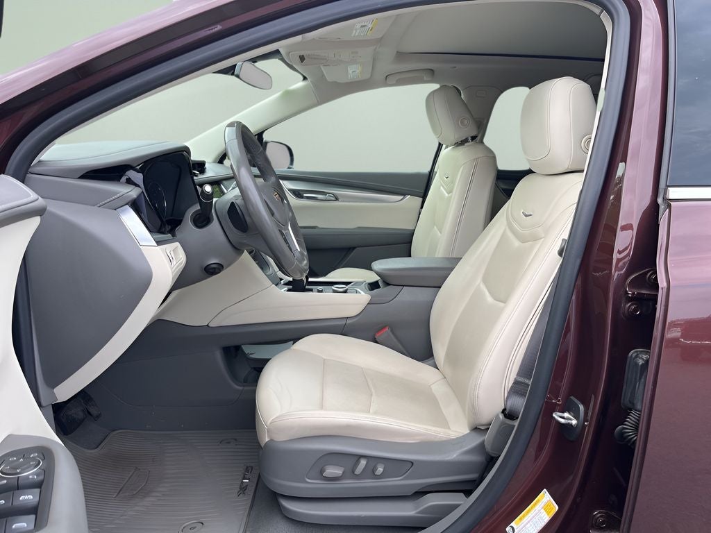 2022 Cadillac XT5 Premium Luxury