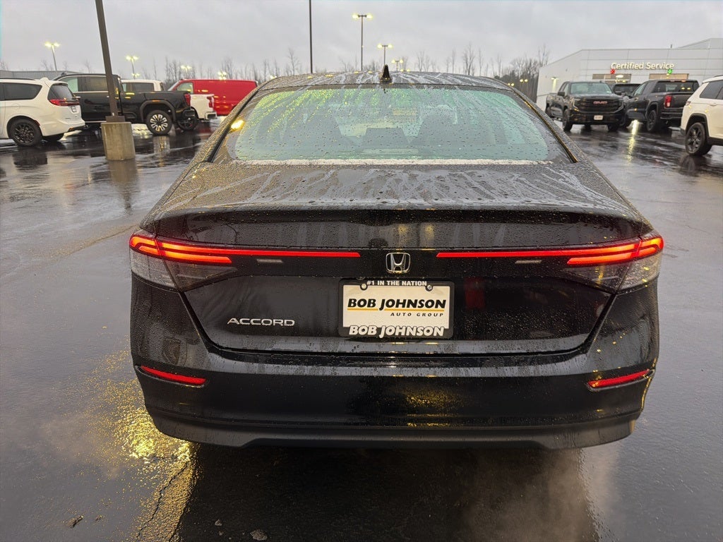 2023 Honda Accord EX CARBRAVO