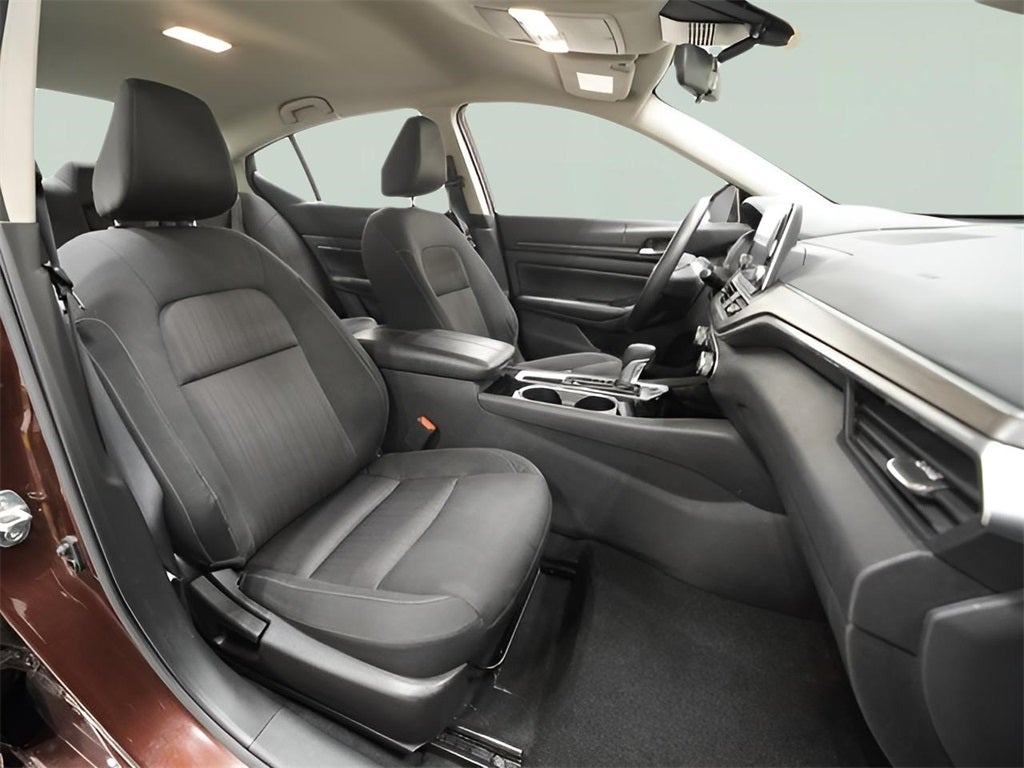 2024 Nissan Altima 2.5 SV *CarBravo Certified*