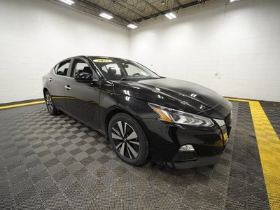 2022 Nissan Altima 2.5 SV AWD *CarBravo Certified*