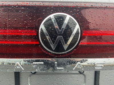 2025 Volkswagen Atlas 2.0T SE
