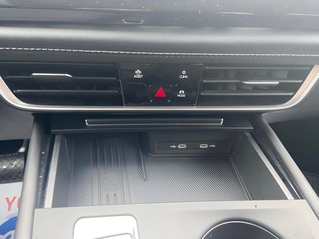 2025 Volkswagen Atlas 2.0T SE