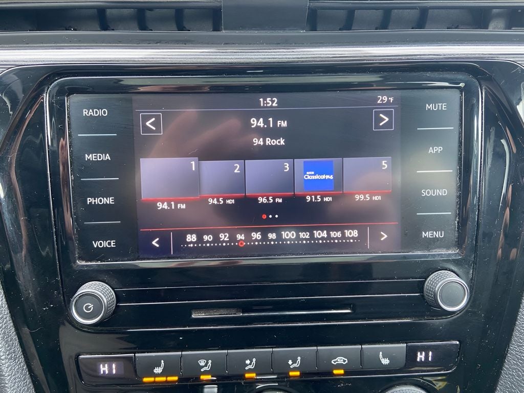 2020 Volkswagen Passat 2.0T R-Line