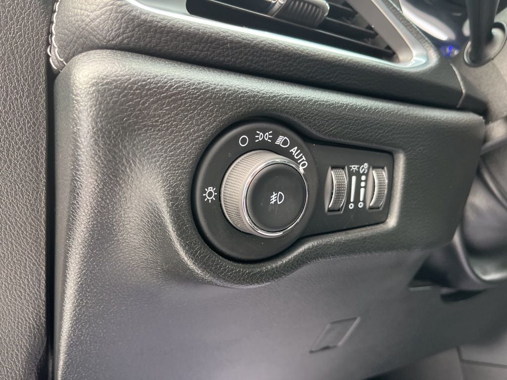 2024 Chrysler Pacifica Limited S APPERANCE PACKAGE