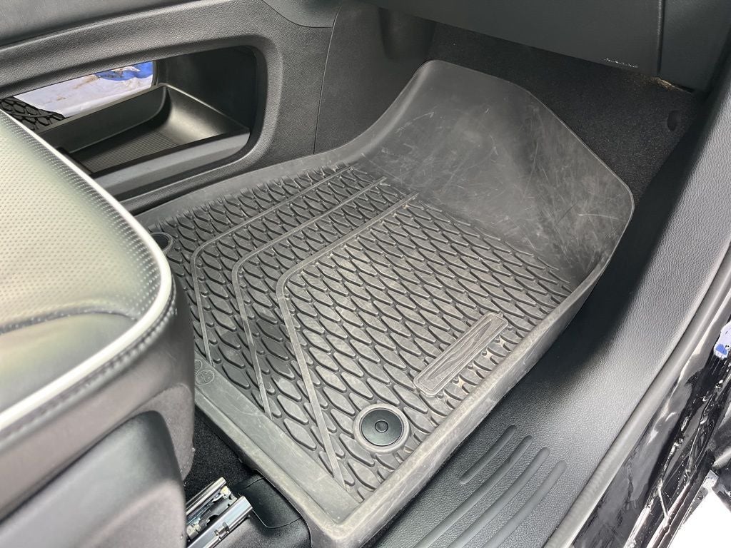 2024 Chrysler Pacifica Limited S APPERANCE PACKAGE