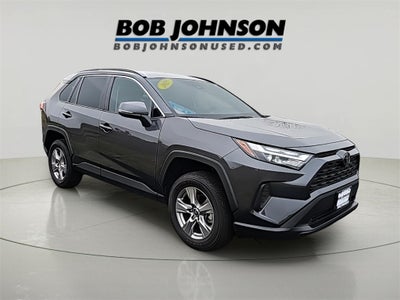 2025 Toyota RAV4 XLE Car Bravo Certified, Automatic Climate,