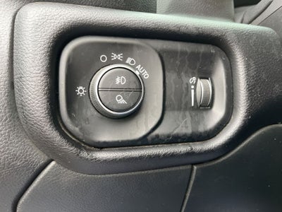 2022 RAM 3500 Big Horn NIGHT EDITION/5TH WHEEL/DUALLY